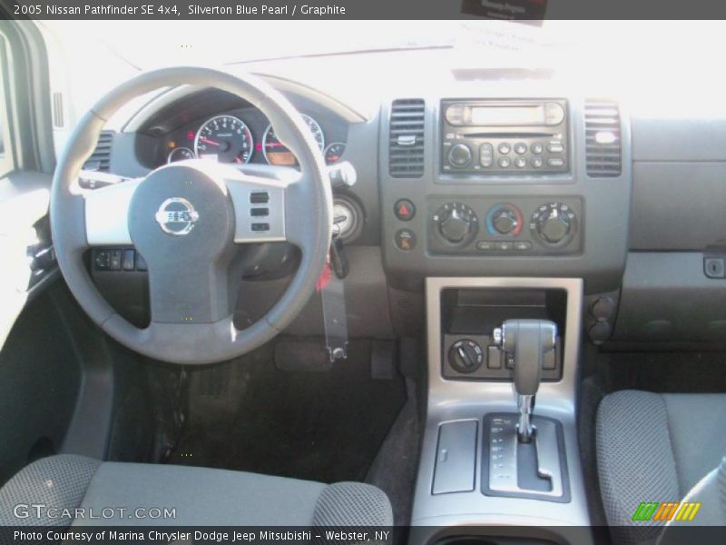 Silverton Blue Pearl / Graphite 2005 Nissan Pathfinder SE 4x4