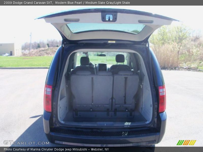Modern Blue Pearl / Medium Slate Gray/Light Shale 2009 Dodge Grand Caravan SXT