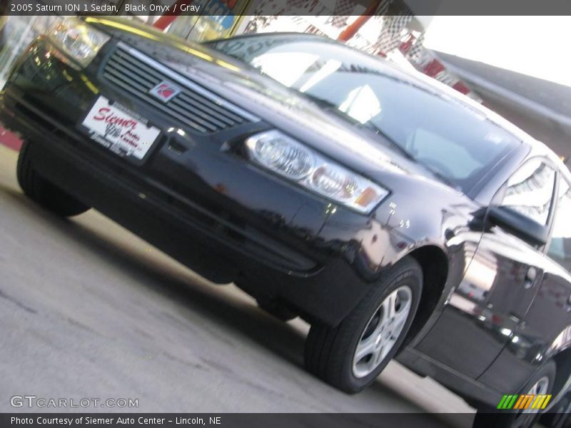 Black Onyx / Gray 2005 Saturn ION 1 Sedan