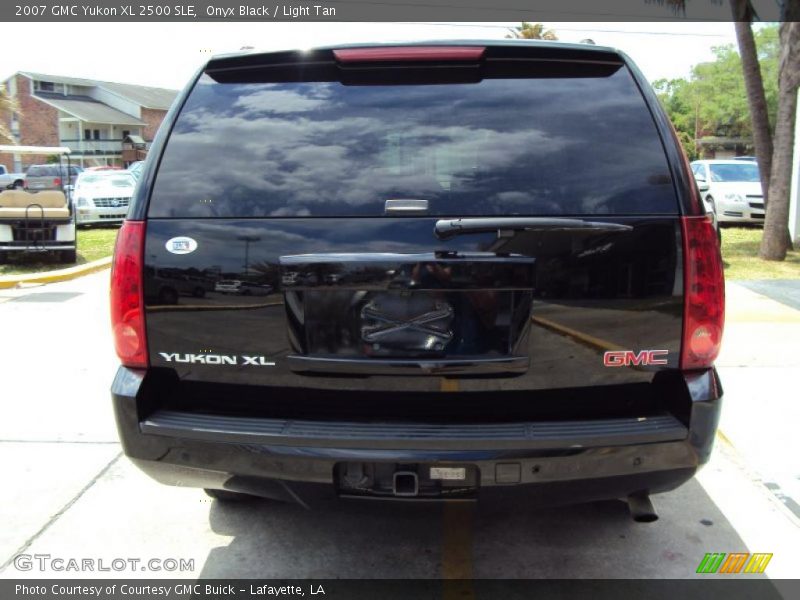 Onyx Black / Light Tan 2007 GMC Yukon XL 2500 SLE