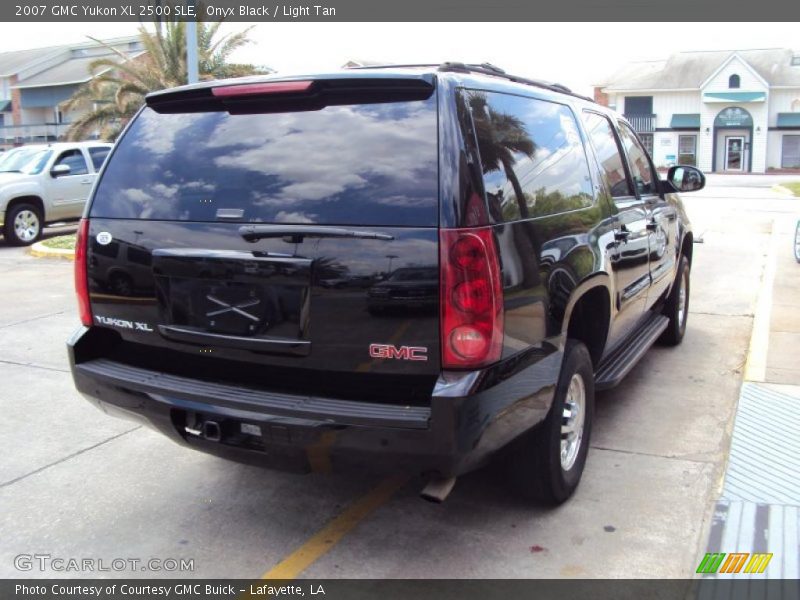 Onyx Black / Light Tan 2007 GMC Yukon XL 2500 SLE