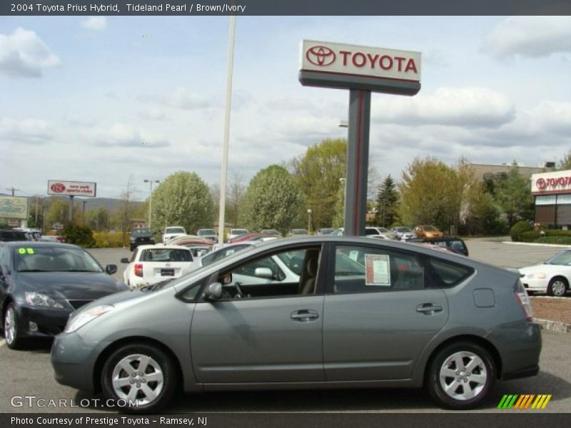 Tideland Pearl / Brown/Ivory 2004 Toyota Prius Hybrid