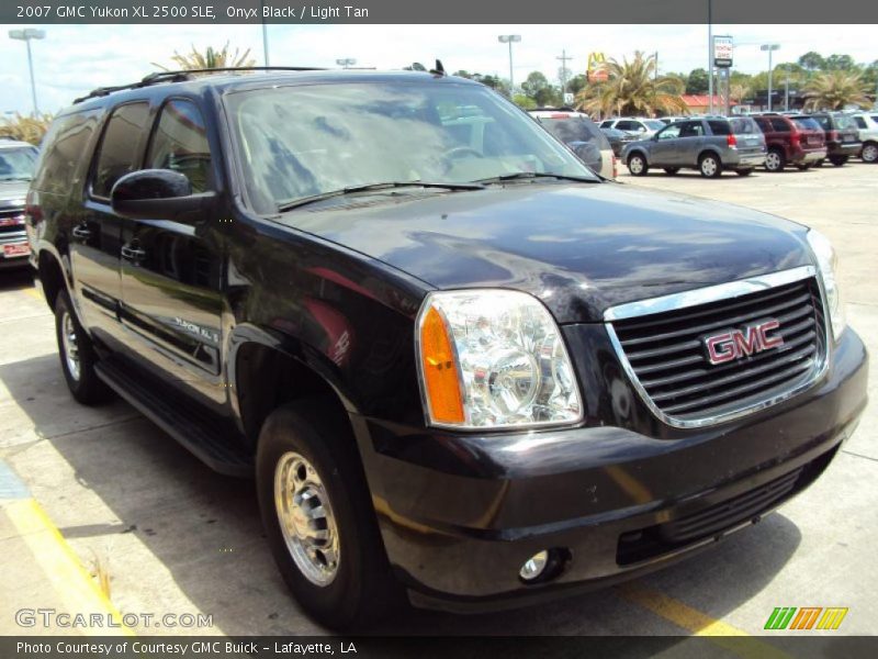 Onyx Black / Light Tan 2007 GMC Yukon XL 2500 SLE