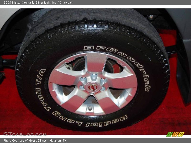 Silver Lightning / Charcoal 2009 Nissan Xterra S
