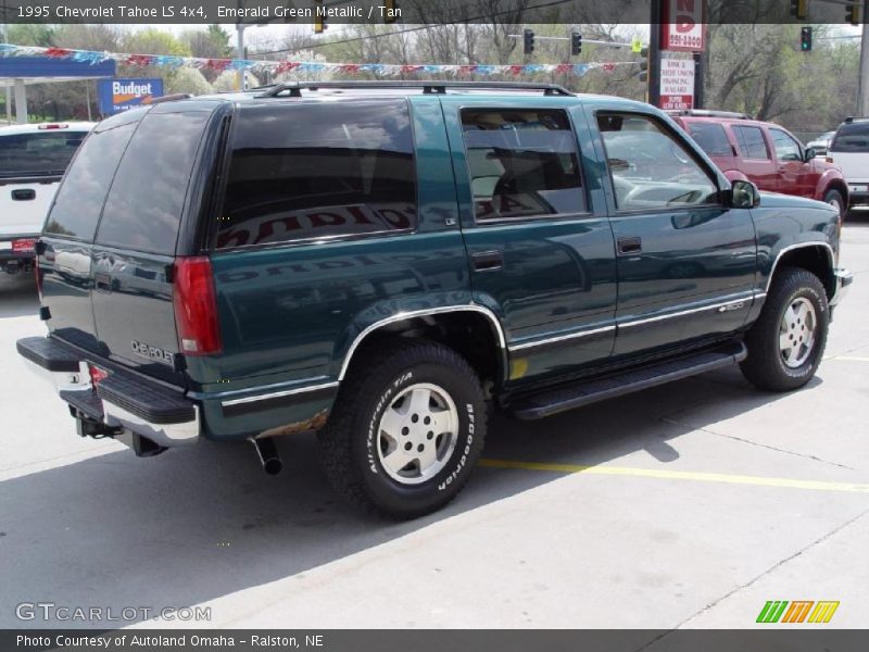 Emerald Green Metallic / Tan 1995 Chevrolet Tahoe LS 4x4