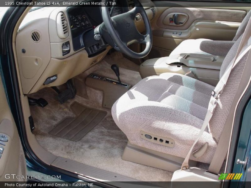 Emerald Green Metallic / Tan 1995 Chevrolet Tahoe LS 4x4