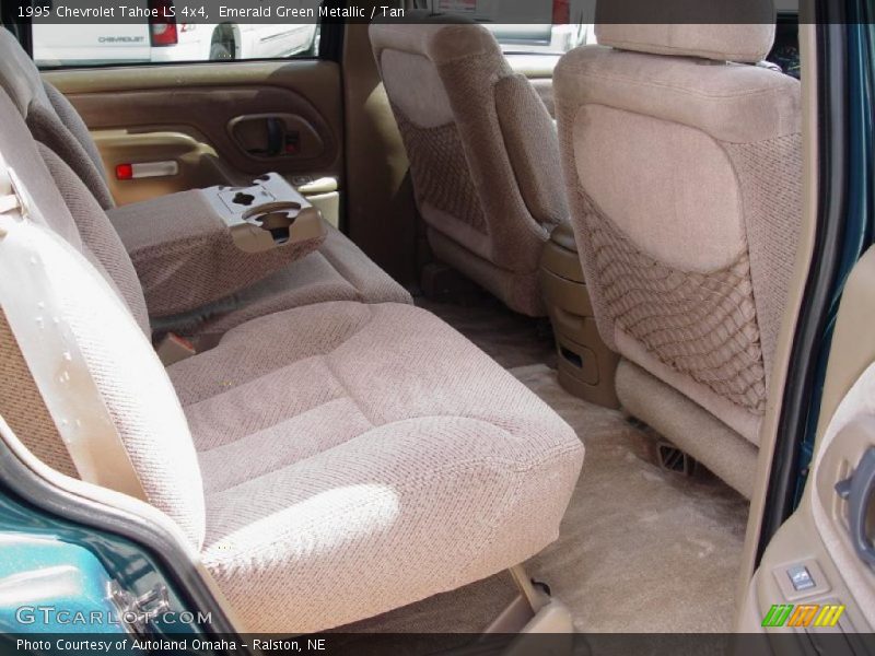 Emerald Green Metallic / Tan 1995 Chevrolet Tahoe LS 4x4