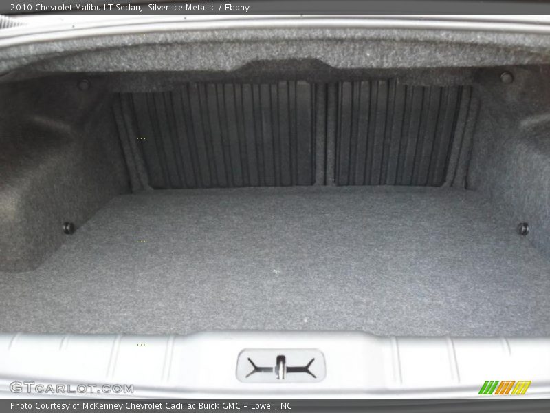Silver Ice Metallic / Ebony 2010 Chevrolet Malibu LT Sedan