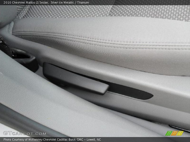 Silver Ice Metallic / Titanium 2010 Chevrolet Malibu LS Sedan