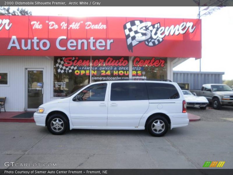 Arctic White / Gray 2000 Oldsmobile Silhouette Premier