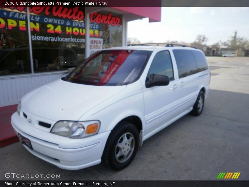 Arctic White / Gray 2000 Oldsmobile Silhouette Premier