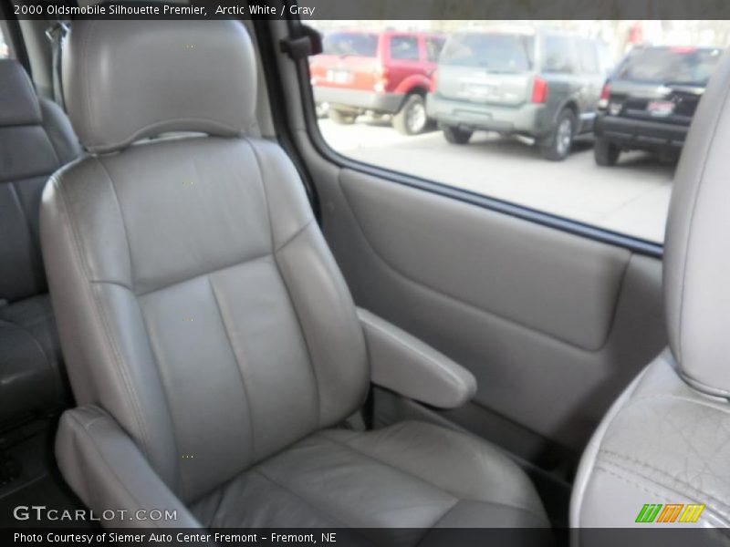 Arctic White / Gray 2000 Oldsmobile Silhouette Premier