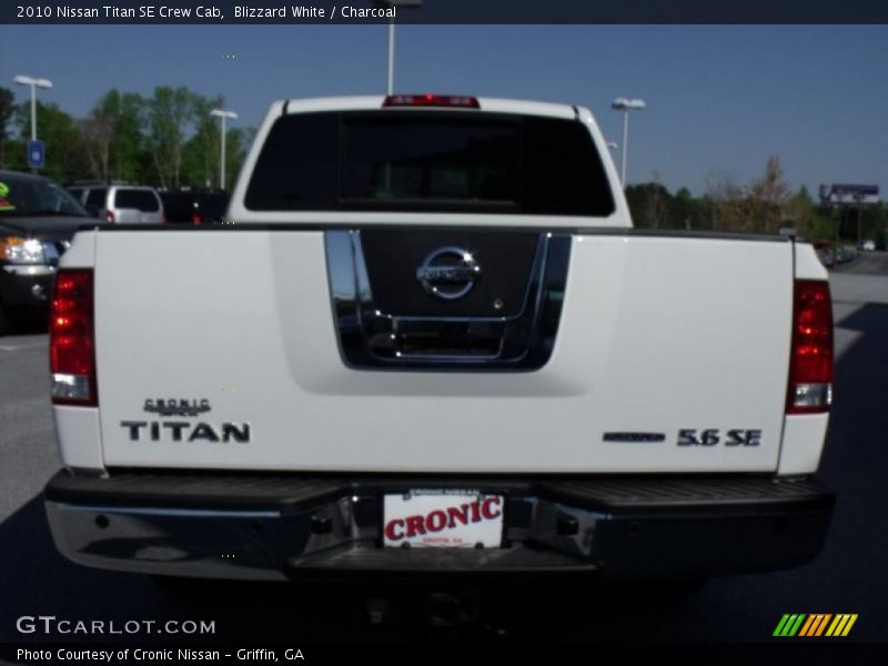 Blizzard White / Charcoal 2010 Nissan Titan SE Crew Cab