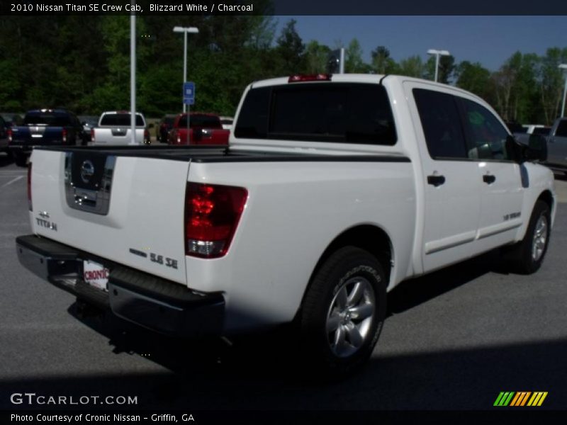 Blizzard White / Charcoal 2010 Nissan Titan SE Crew Cab