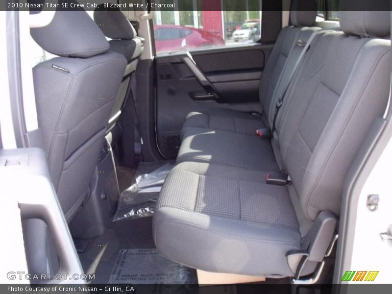 Blizzard White / Charcoal 2010 Nissan Titan SE Crew Cab