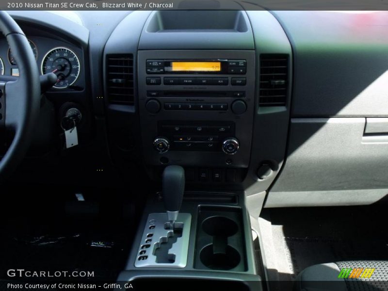 Blizzard White / Charcoal 2010 Nissan Titan SE Crew Cab