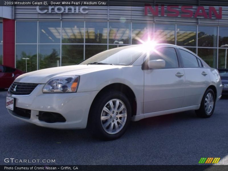 Dover White Pearl / Medium Gray 2009 Mitsubishi Galant ES