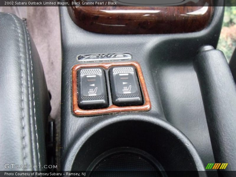 Black Granite Pearl / Black 2002 Subaru Outback Limited Wagon