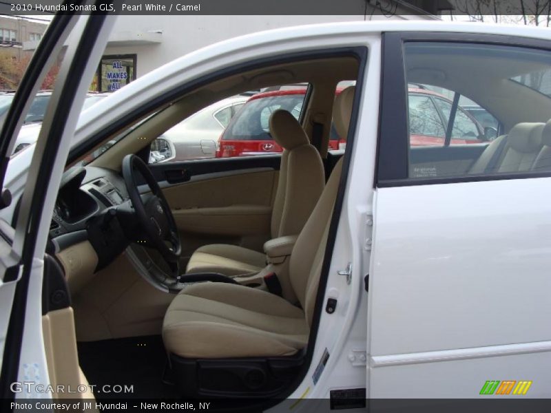 Pearl White / Camel 2010 Hyundai Sonata GLS