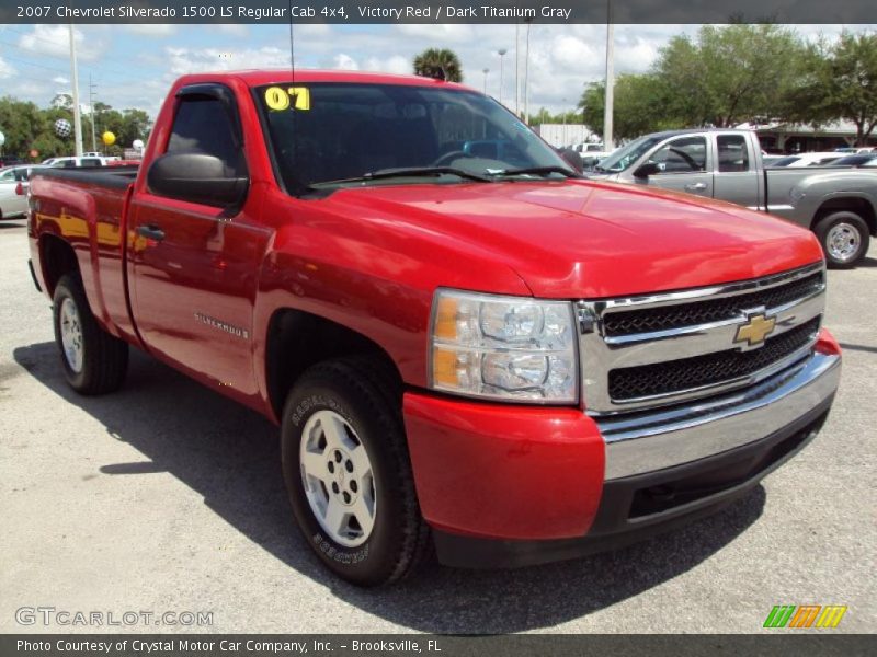 Victory Red / Dark Titanium Gray 2007 Chevrolet Silverado 1500 LS Regular Cab 4x4