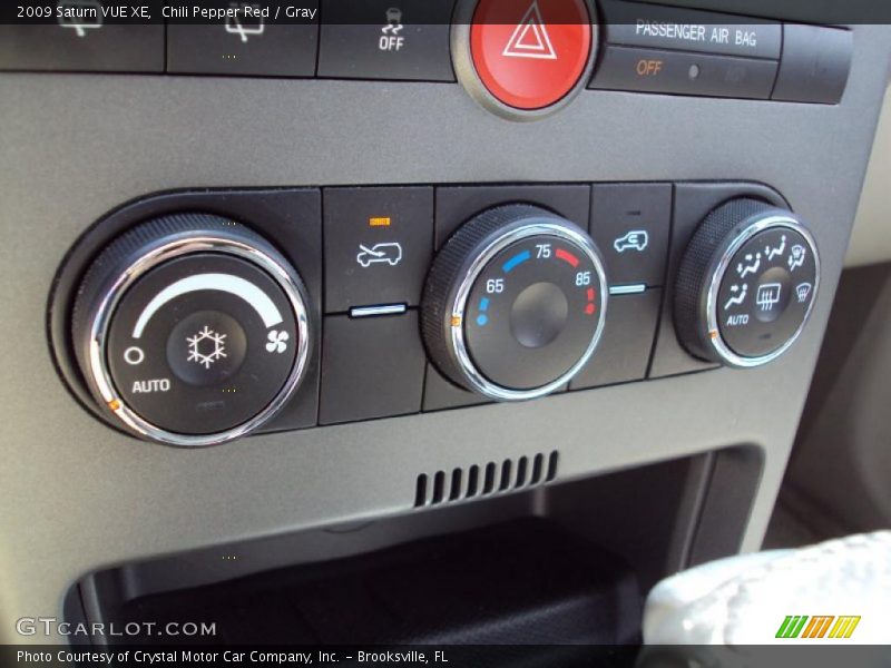 Chili Pepper Red / Gray 2009 Saturn VUE XE
