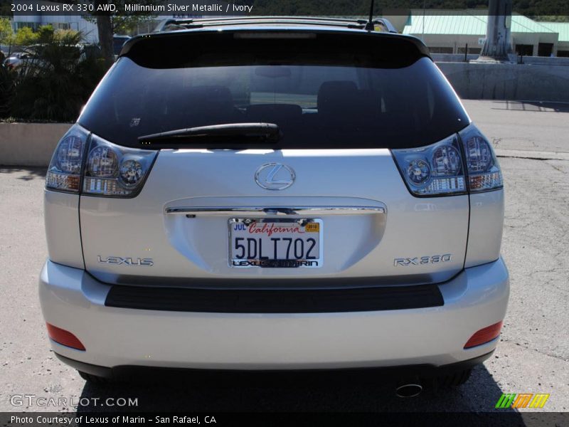 Millinnium Silver Metallic / Ivory 2004 Lexus RX 330 AWD