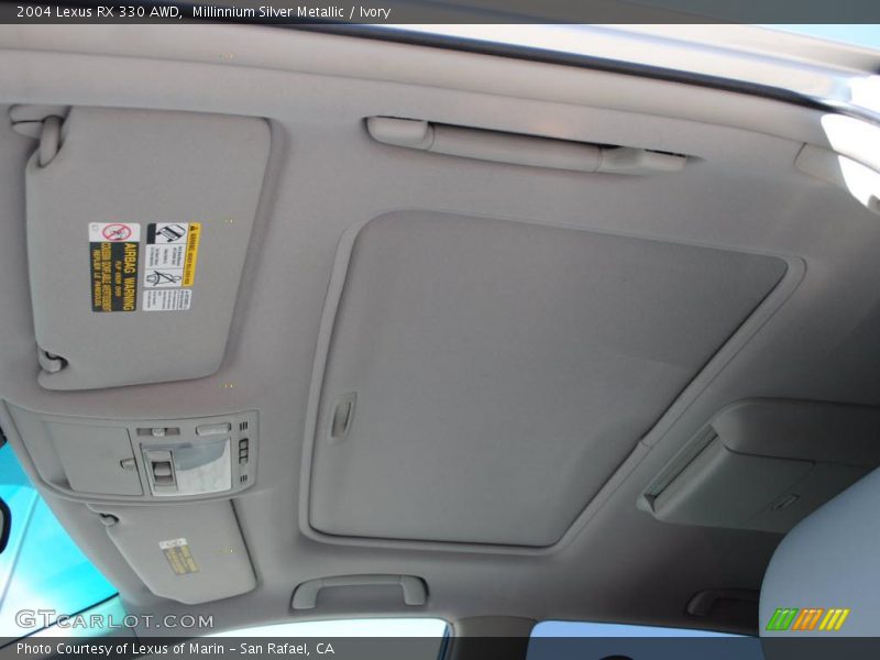 Millinnium Silver Metallic / Ivory 2004 Lexus RX 330 AWD