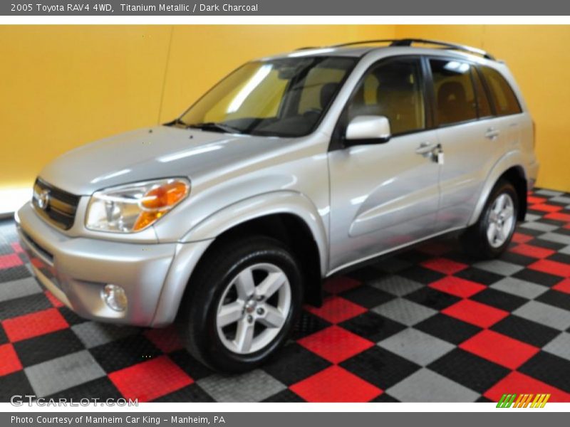 Titanium Metallic / Dark Charcoal 2005 Toyota RAV4 4WD