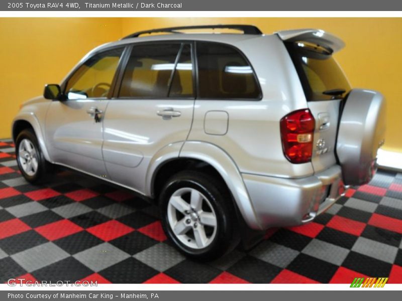 Titanium Metallic / Dark Charcoal 2005 Toyota RAV4 4WD