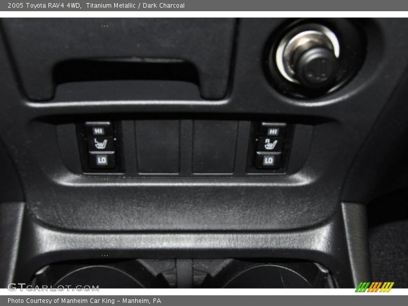 Titanium Metallic / Dark Charcoal 2005 Toyota RAV4 4WD