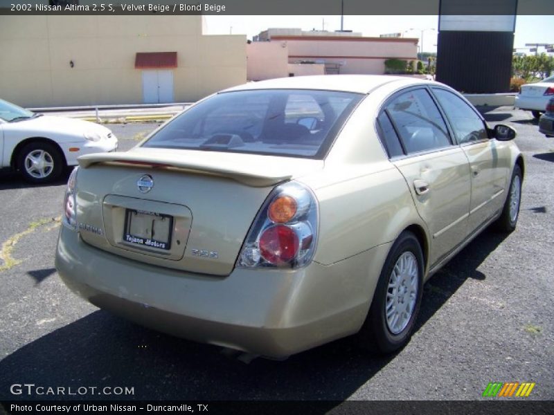 Velvet Beige / Blond Beige 2002 Nissan Altima 2.5 S