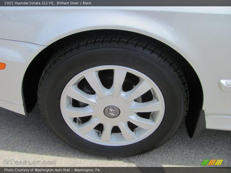Brilliant Silver / Black 2002 Hyundai Sonata GLS V6