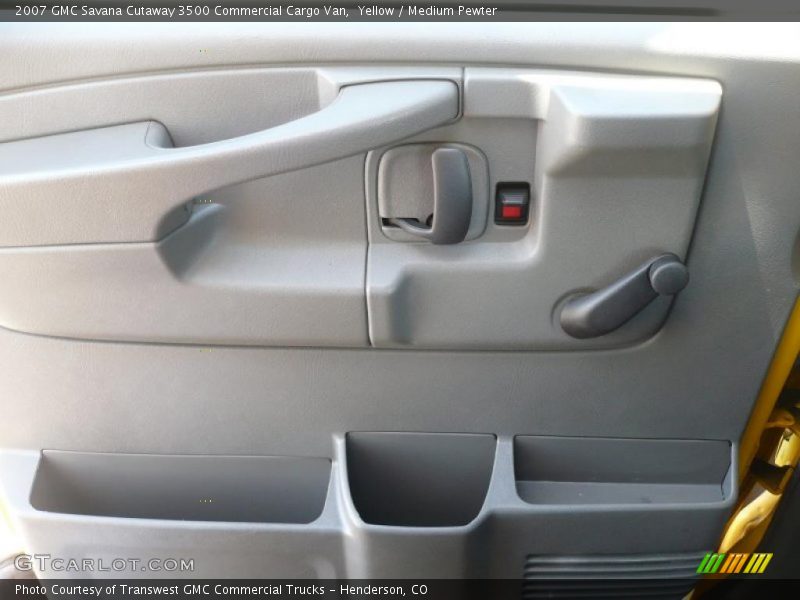 Yellow / Medium Pewter 2007 GMC Savana Cutaway 3500 Commercial Cargo Van