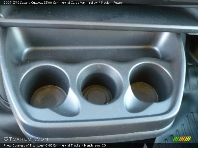 Yellow / Medium Pewter 2007 GMC Savana Cutaway 3500 Commercial Cargo Van