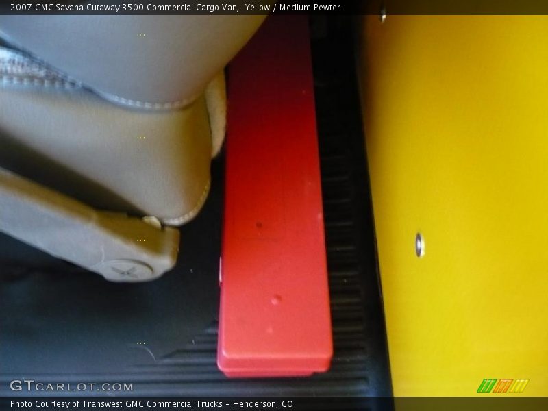 Yellow / Medium Pewter 2007 GMC Savana Cutaway 3500 Commercial Cargo Van