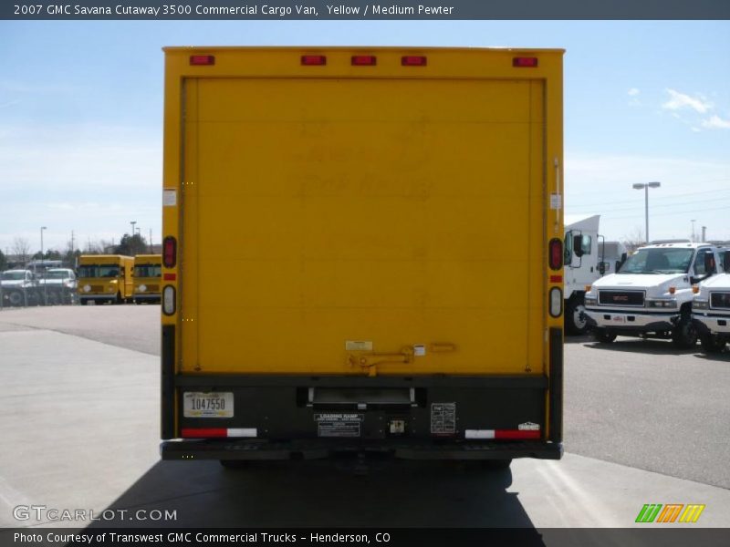 Yellow / Medium Pewter 2007 GMC Savana Cutaway 3500 Commercial Cargo Van