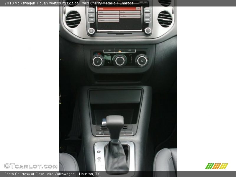 Wild Cherry Metallic / Charcoal 2010 Volkswagen Tiguan Wolfsburg Edition