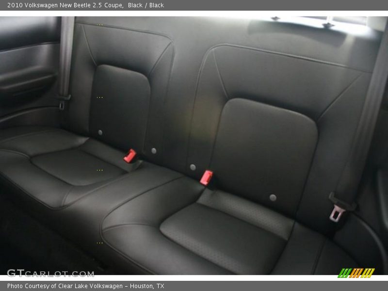 Black / Black 2010 Volkswagen New Beetle 2.5 Coupe