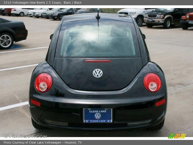 Black / Black 2010 Volkswagen New Beetle 2.5 Coupe
