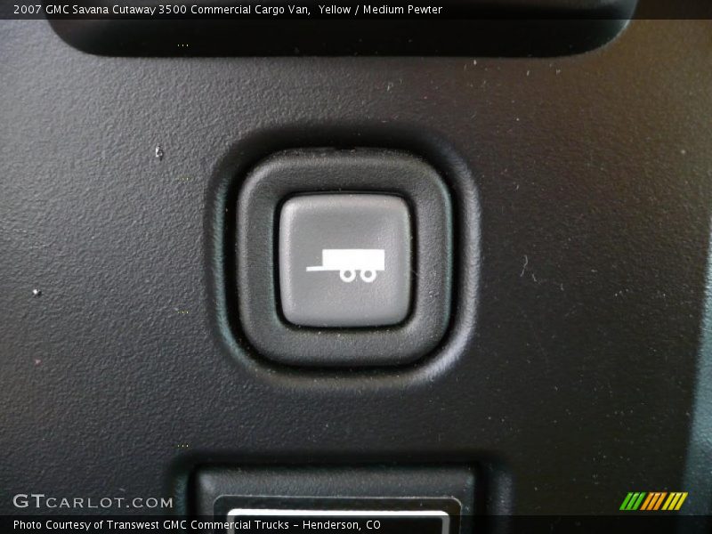 Yellow / Medium Pewter 2007 GMC Savana Cutaway 3500 Commercial Cargo Van