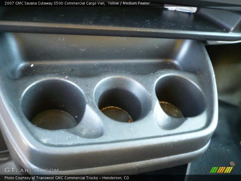 Yellow / Medium Pewter 2007 GMC Savana Cutaway 3500 Commercial Cargo Van