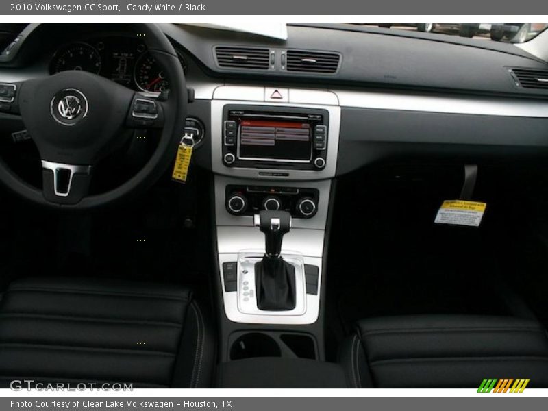 Candy White / Black 2010 Volkswagen CC Sport