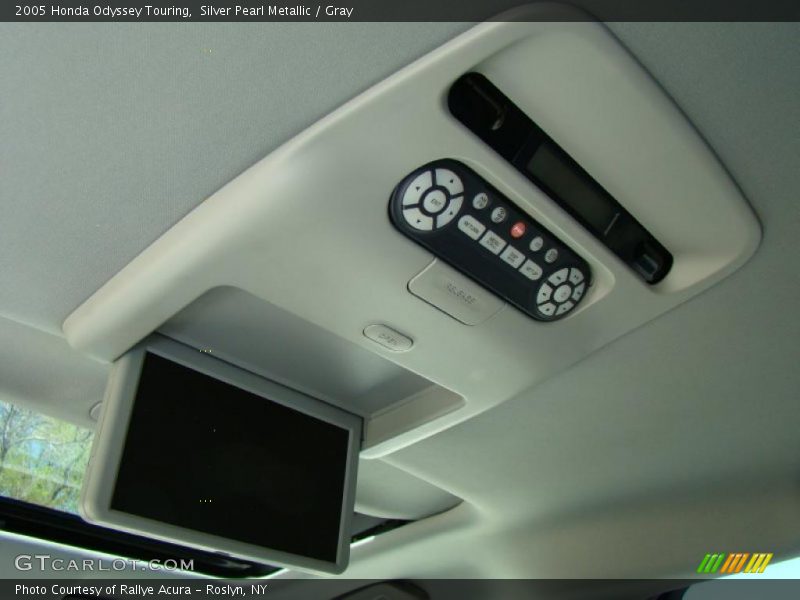 Silver Pearl Metallic / Gray 2005 Honda Odyssey Touring