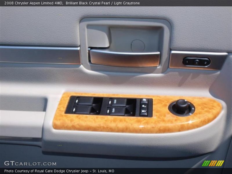 Brilliant Black Crystal Pearl / Light Graystone 2008 Chrysler Aspen Limited 4WD