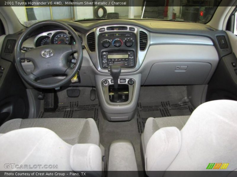 Millennium Silver Metallic / Charcoal 2001 Toyota Highlander V6 4WD
