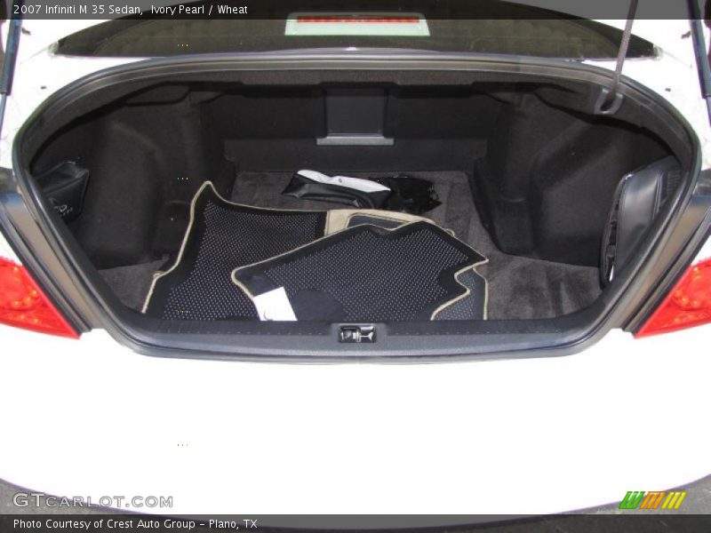 Ivory Pearl / Wheat 2007 Infiniti M 35 Sedan
