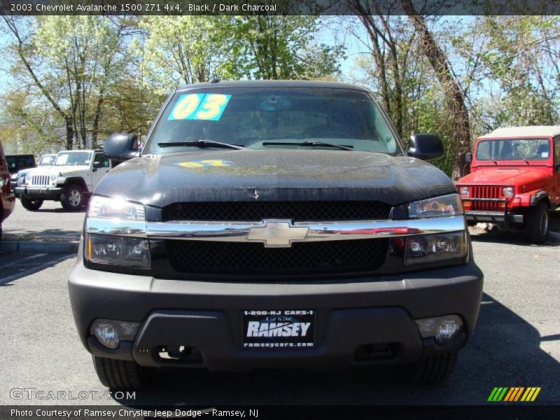 Black / Dark Charcoal 2003 Chevrolet Avalanche 1500 Z71 4x4