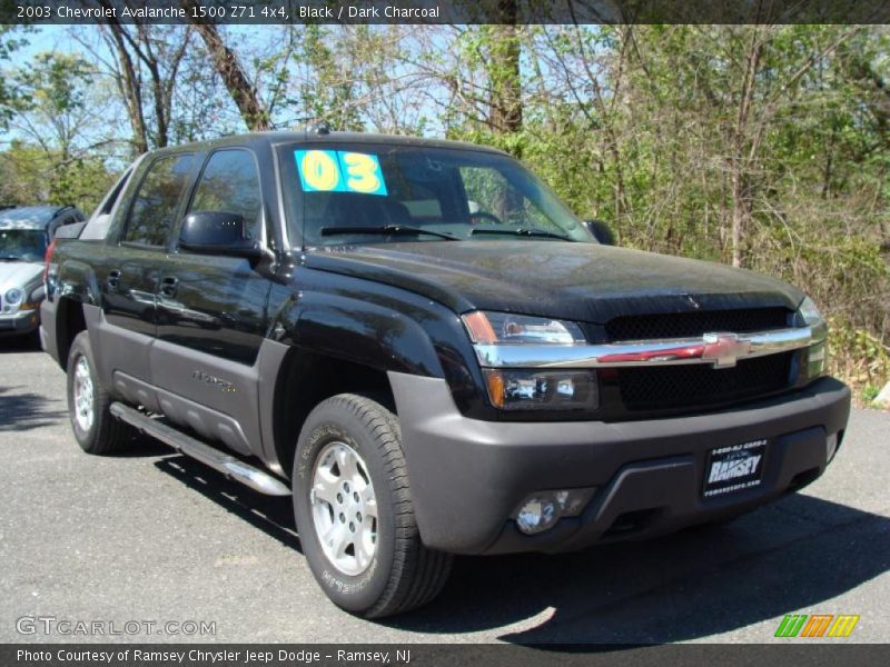 Black / Dark Charcoal 2003 Chevrolet Avalanche 1500 Z71 4x4