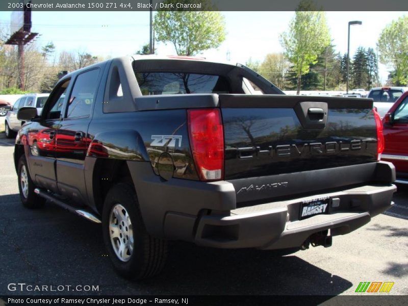 Black / Dark Charcoal 2003 Chevrolet Avalanche 1500 Z71 4x4