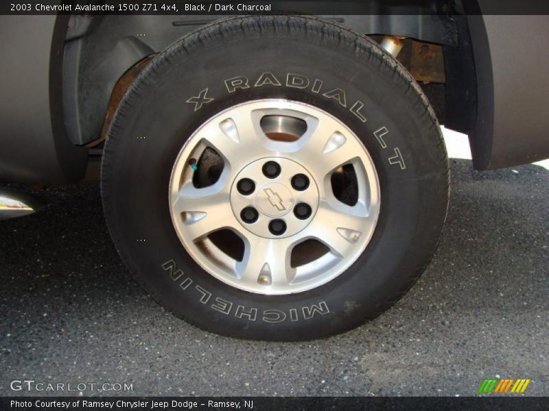 Black / Dark Charcoal 2003 Chevrolet Avalanche 1500 Z71 4x4